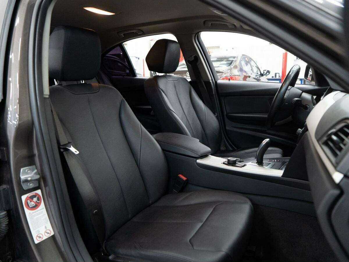 Купить BMW 3 серии 320i, 2014, 217 000 км, фото №9