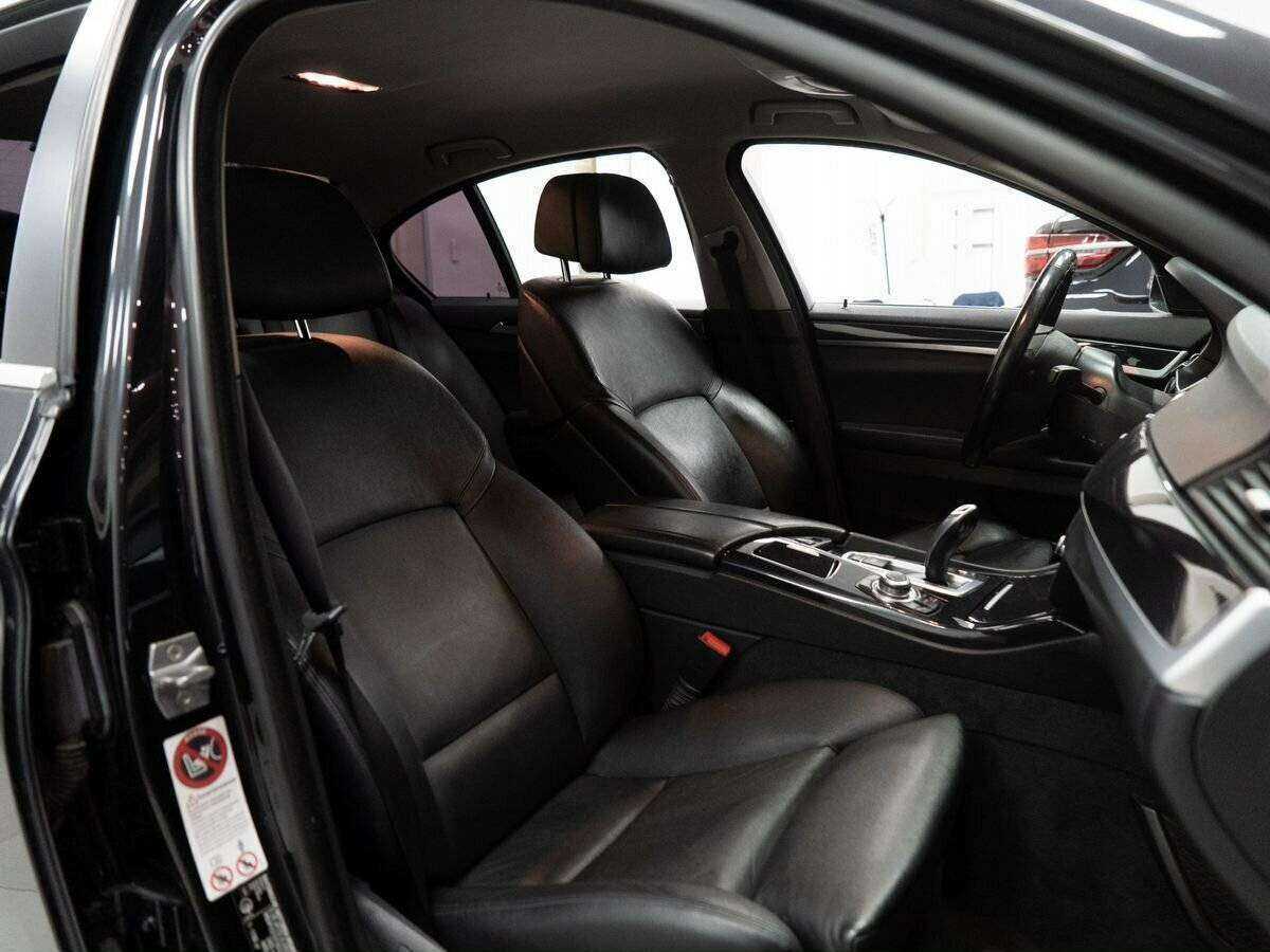 Купить BMW 5 серии 530d xDrive, 2013, 229 600 км, фото №10