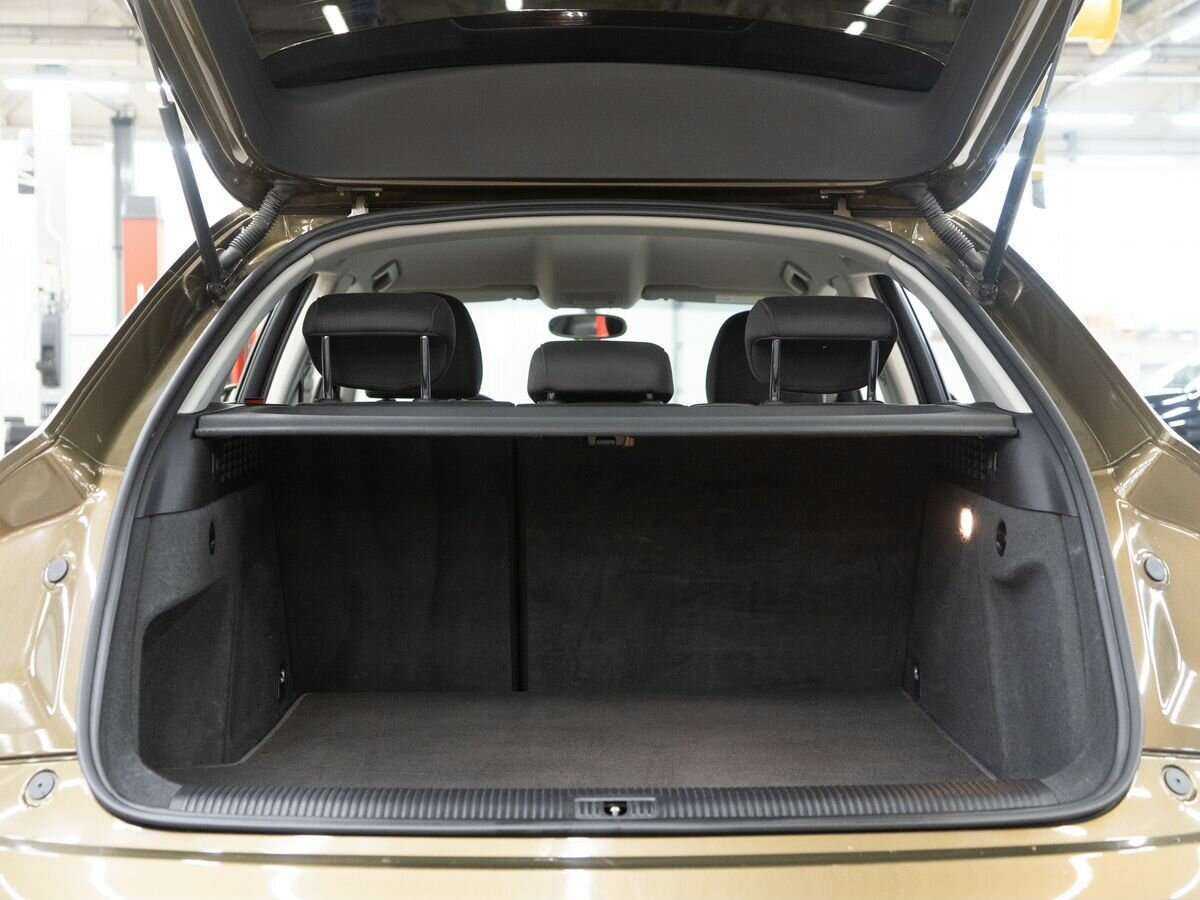 Купить Audi Q3, 2012, 121 000 км, фото №8