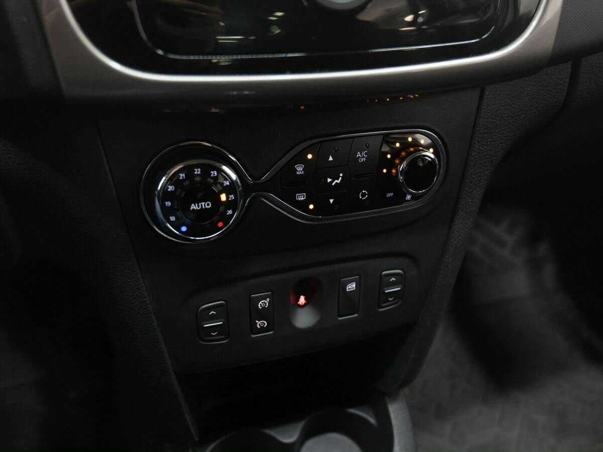 Купить Renault Logan, 2020, 90 000 км, фото №18