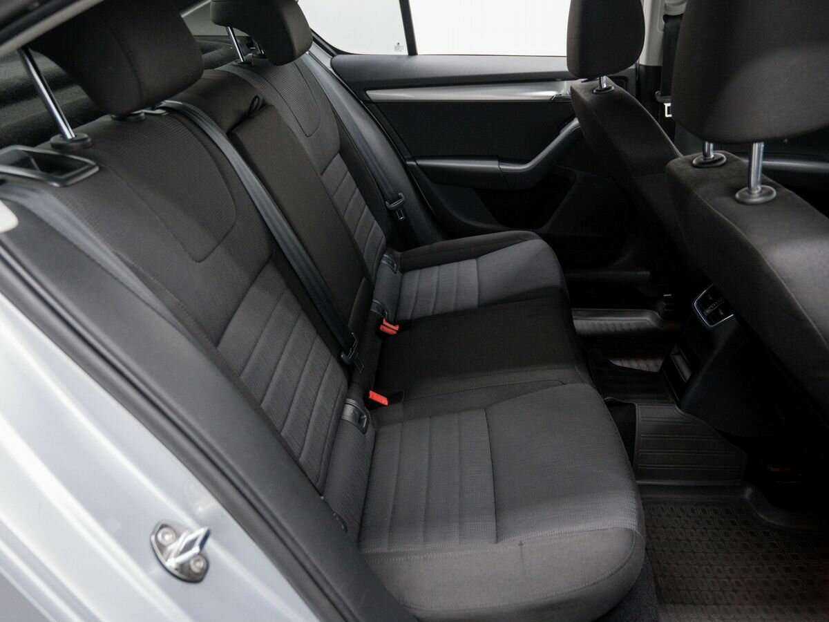Купить Skoda Octavia, 2013, 270 000 км, фото №10