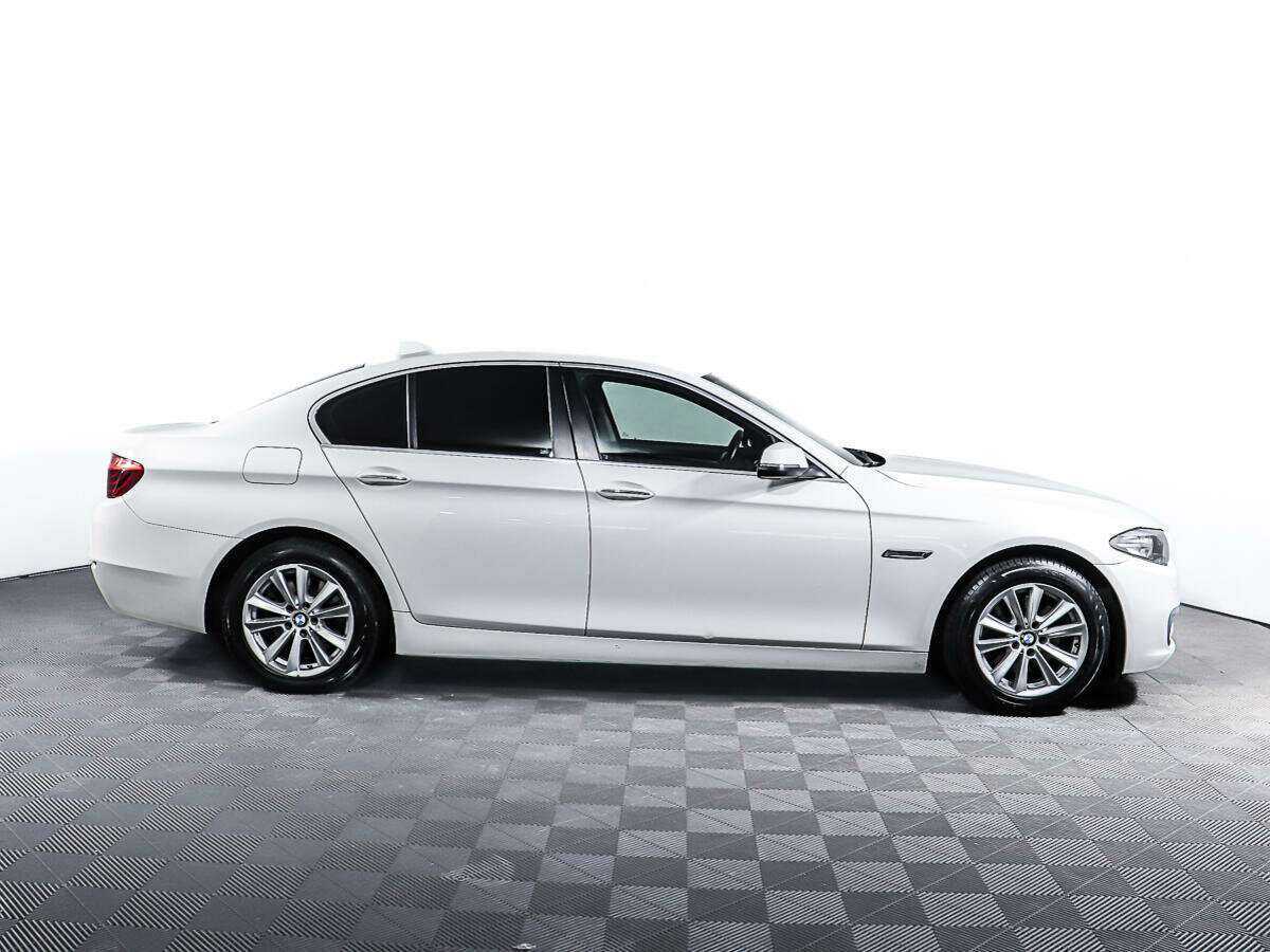 Купить BMW 5 серии 520i, 2013, 133 932 км, фото №4