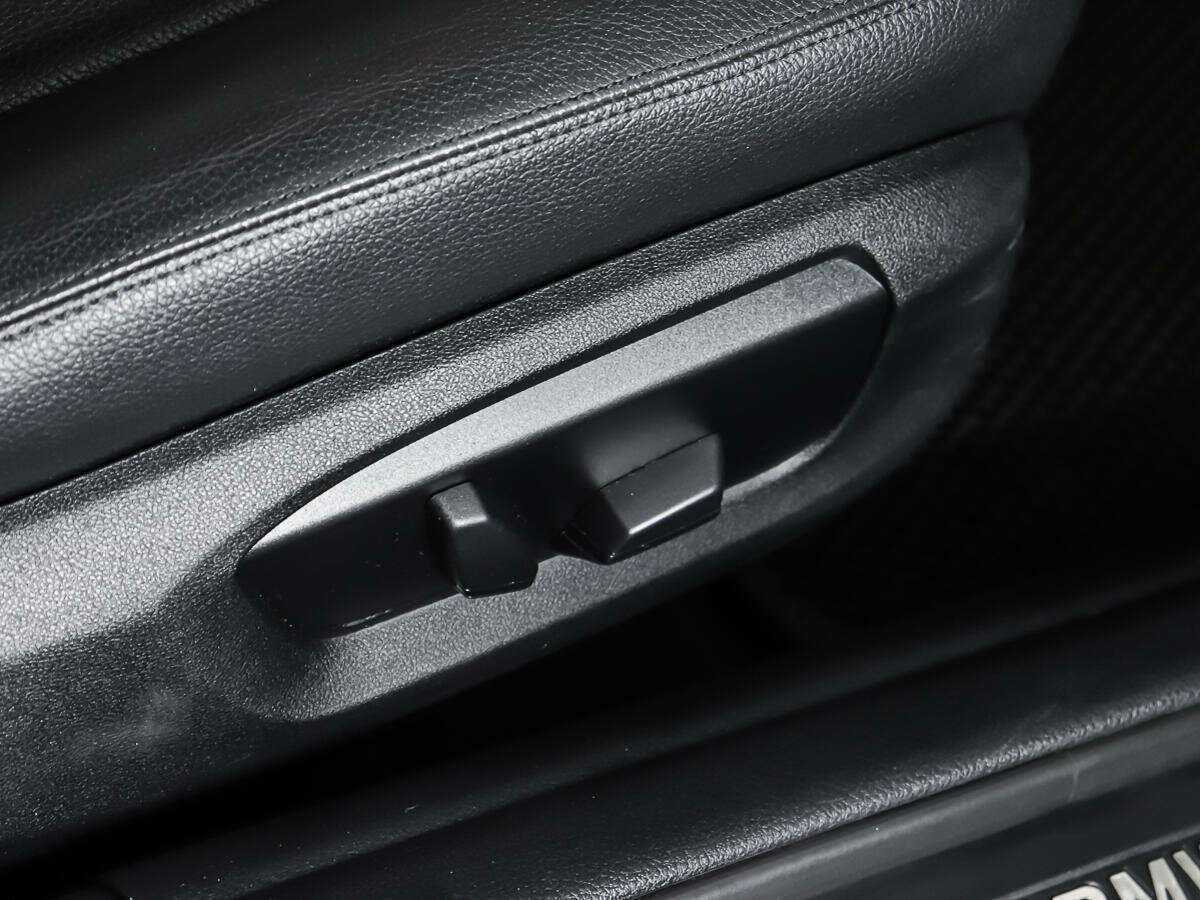 Купить BMW 5 серии 520i, 2013, 133 932 км, фото №15