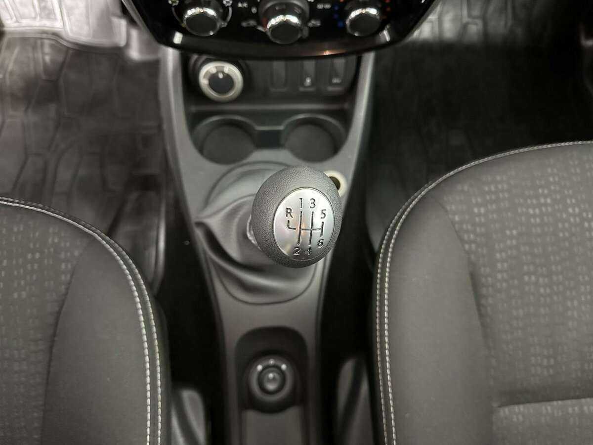 Купить Nissan Terrano, 2019, 104 972 км, фото №12