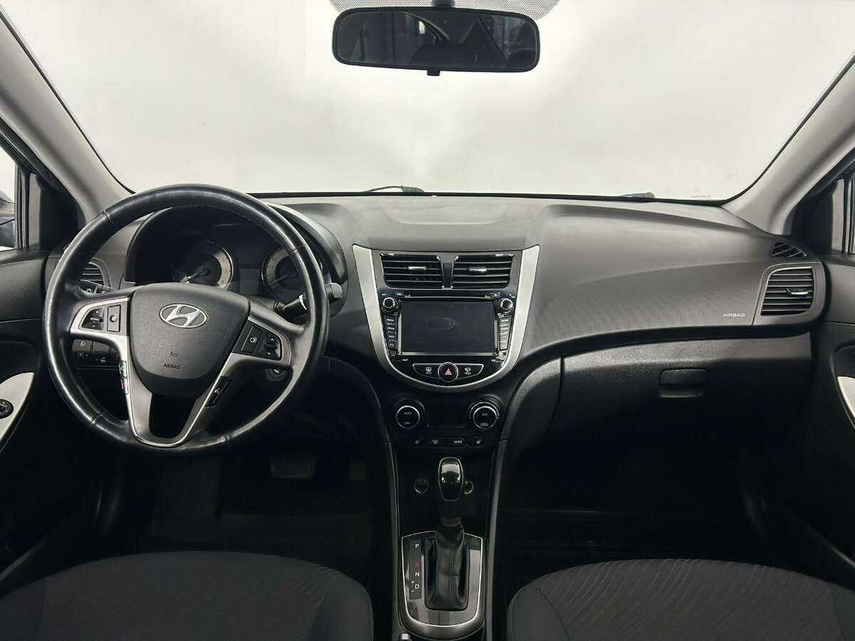 Купить Hyundai Solaris, 2015, 66 300 км, фото №7