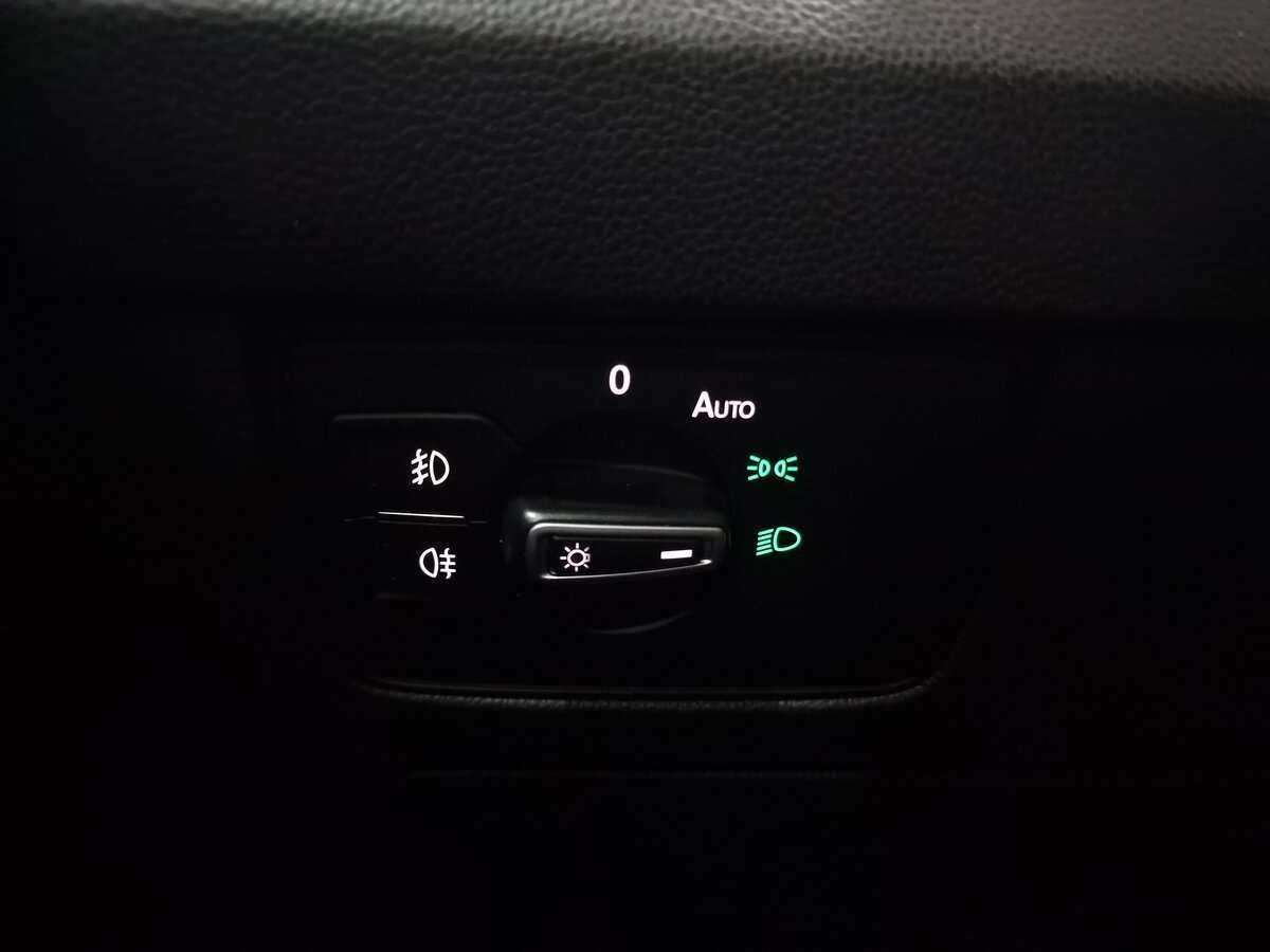 Купить Volkswagen Passat, 2015, 220 993 км, фото №13