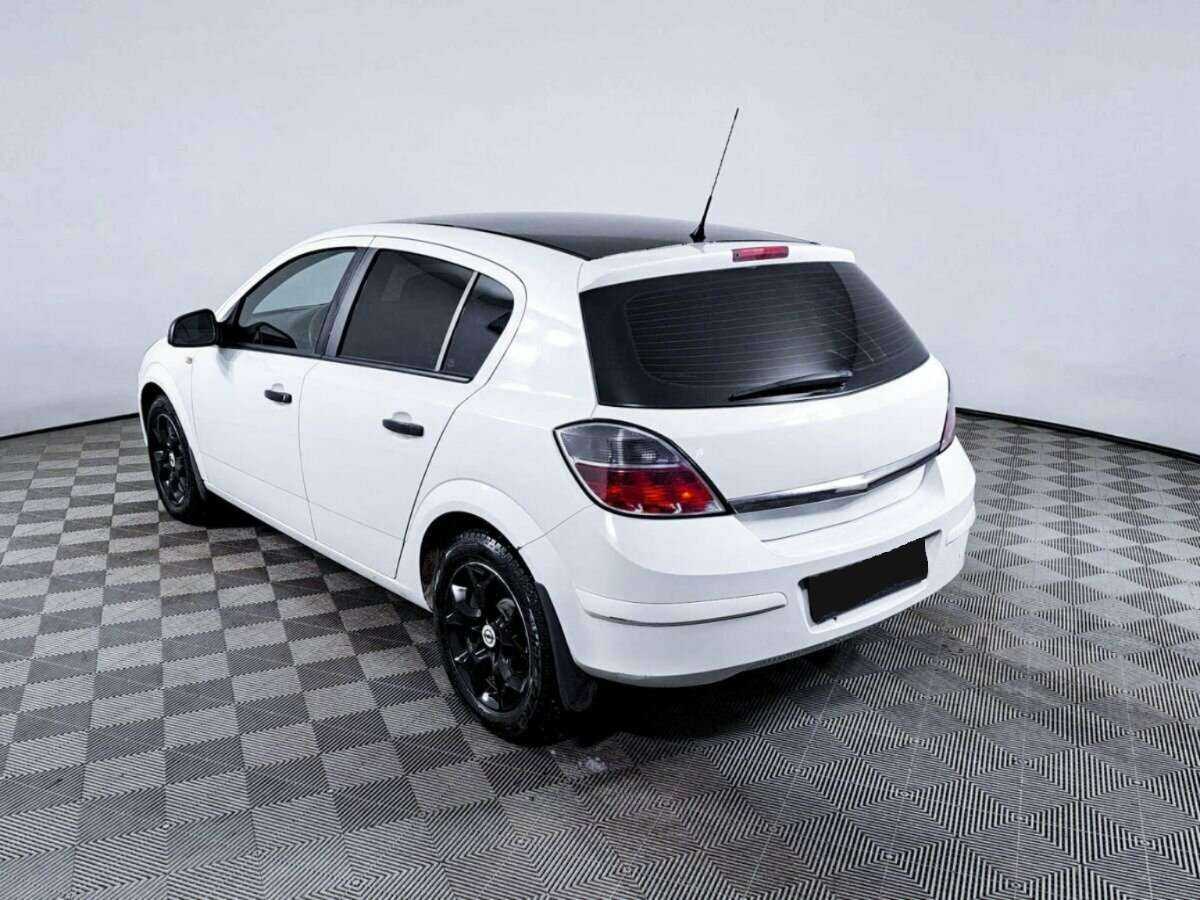 Купить Opel Astra, 2012, 210 557 км, фото №7