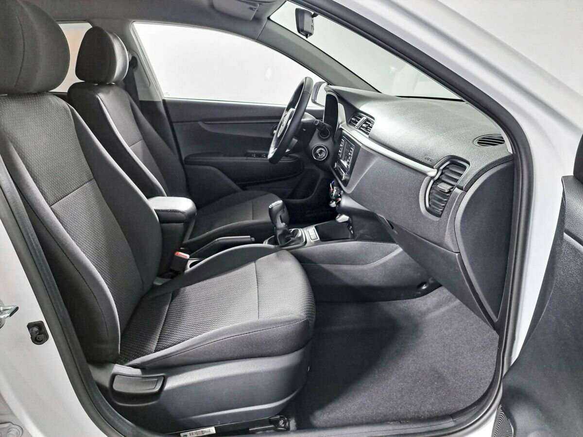 Купить Kia Rio, 2021, 33 629 км, фото №9