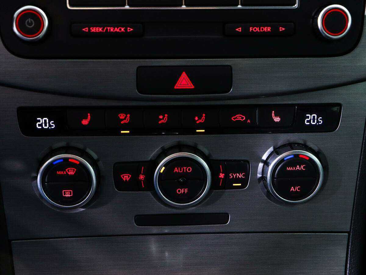 Купить Volkswagen Passat, 2014, 102 744 км, фото №13