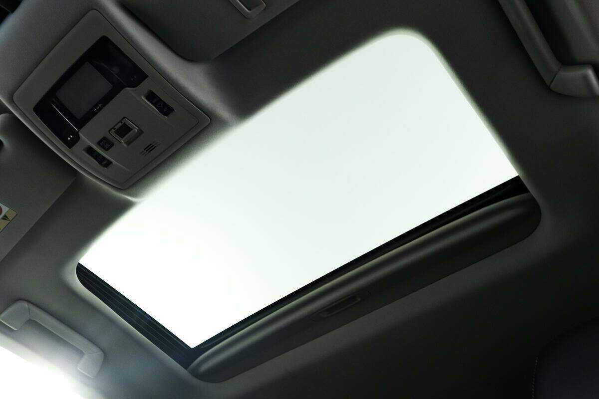 Купить Lexus ES 200, 2016, 185 085 км, фото №15