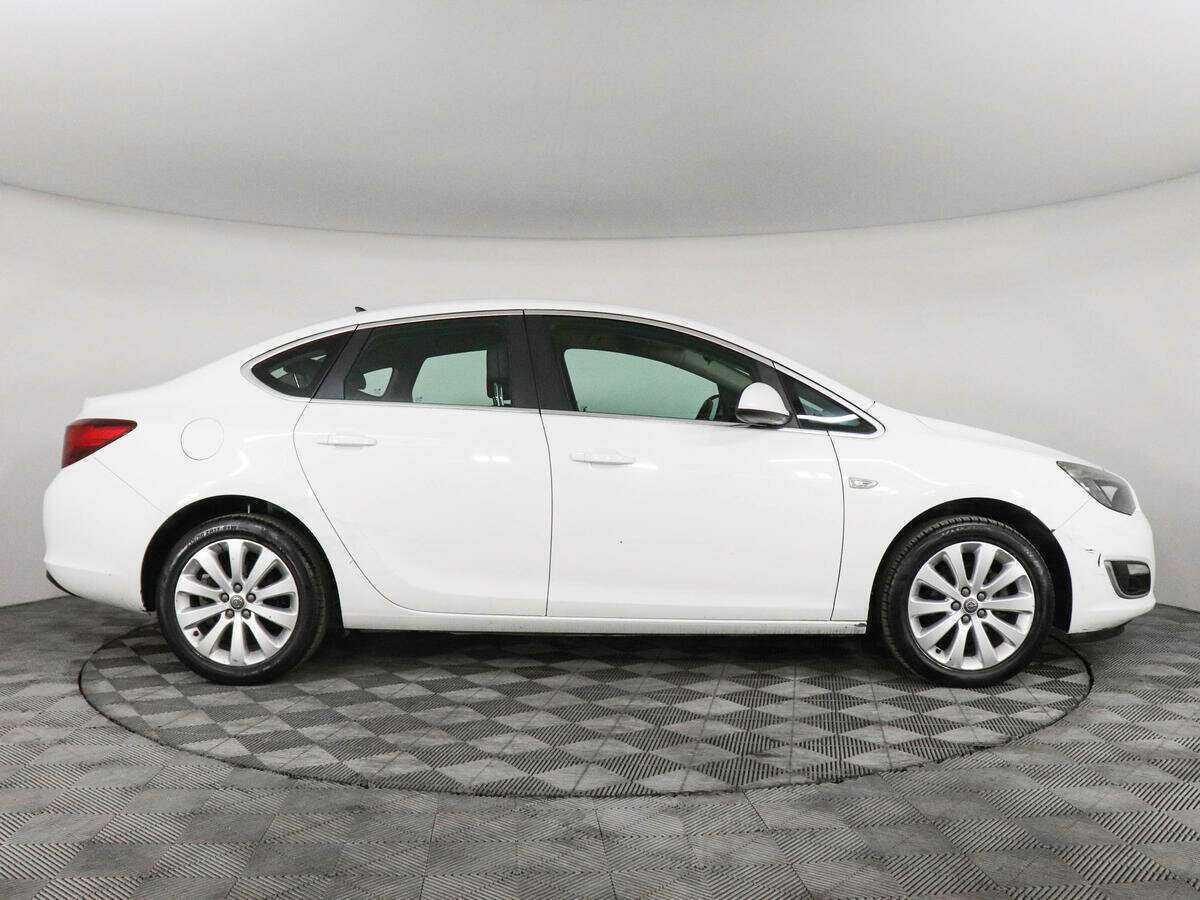 Купить Opel Astra, 2014, 185 189 км, фото №4