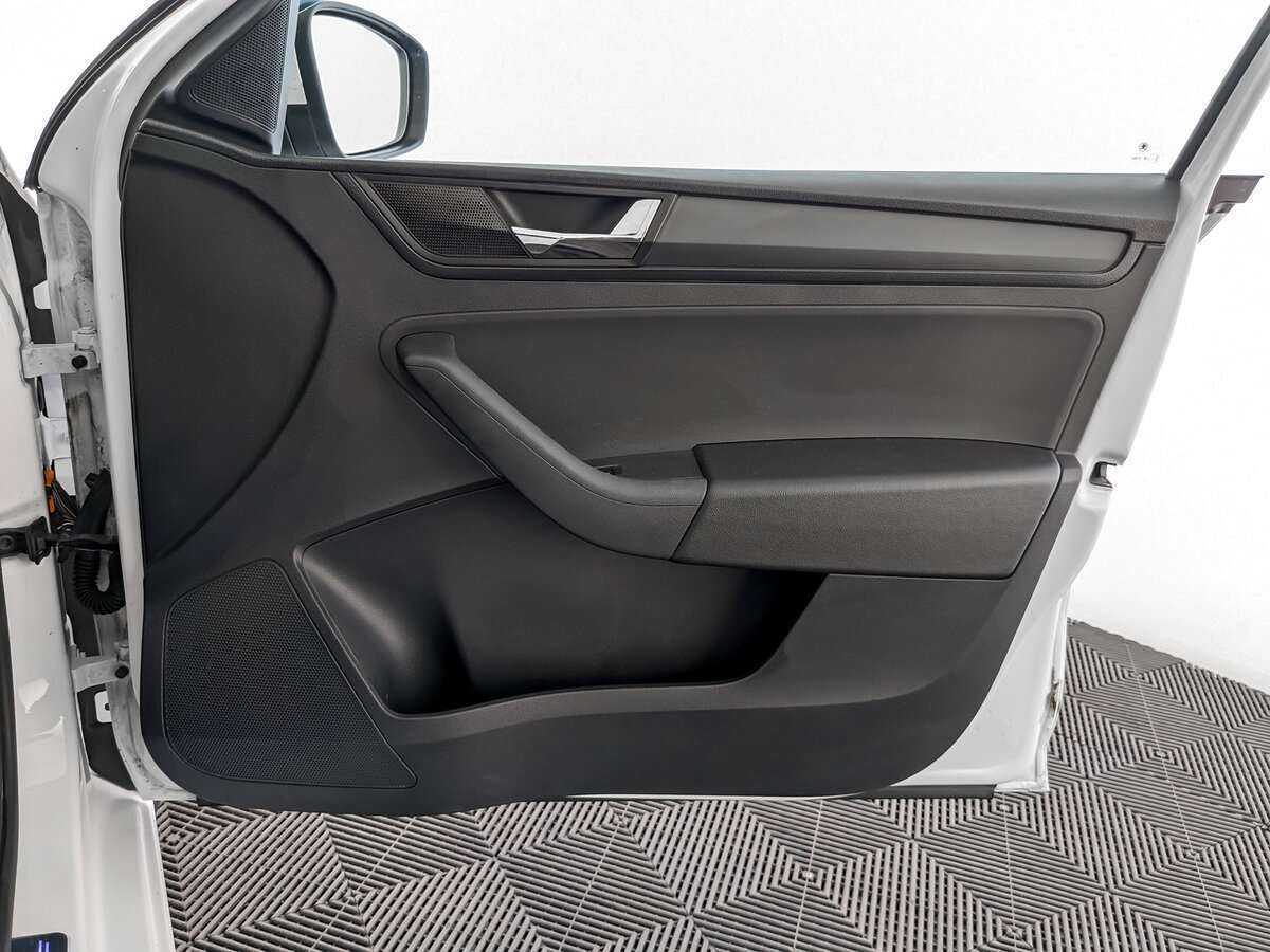 Купить Skoda Rapid, 2017, 132 368 км, фото №20