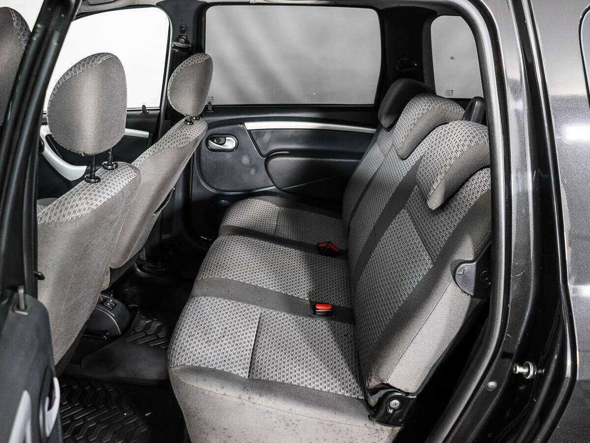 Купить Lada (ВАЗ) Largus, 2017, 75 402 км, фото №9