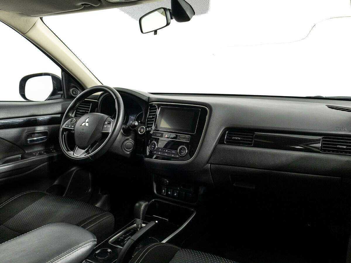 Купить Mitsubishi Outlander, 2019, 72 053 км, фото №9