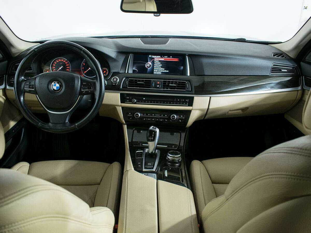 Купить BMW 5 серии 528i xDrive, 2016, 136 840 км, фото №12