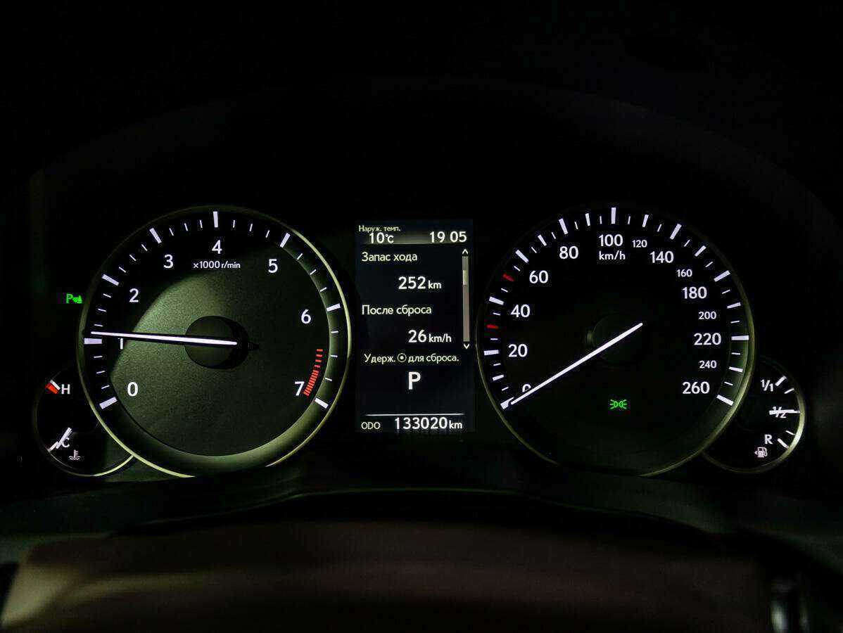 Купить Lexus ES 200, 2016, 133 020 км, фото №19