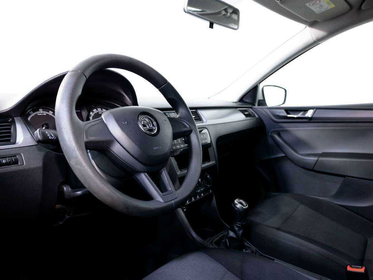 Купить Skoda Rapid, 2017, 141 688 км, фото №10
