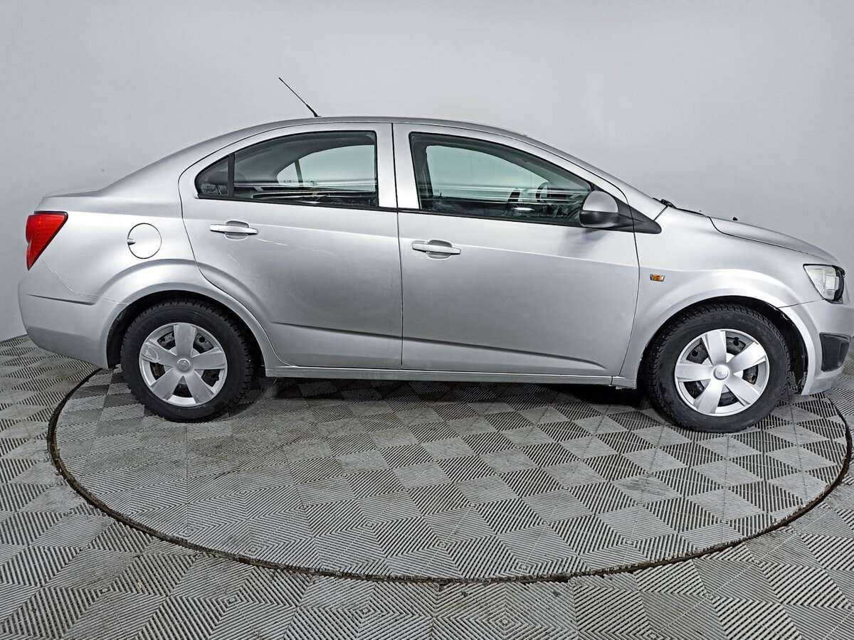 Купить Chevrolet Aveo, 2013, 142 248 км, фото №4