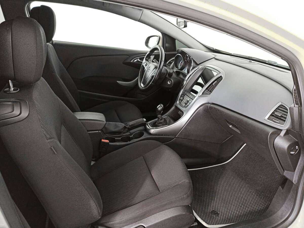 Купить Opel Astra GTC, 2014, 170 002 км, фото №7