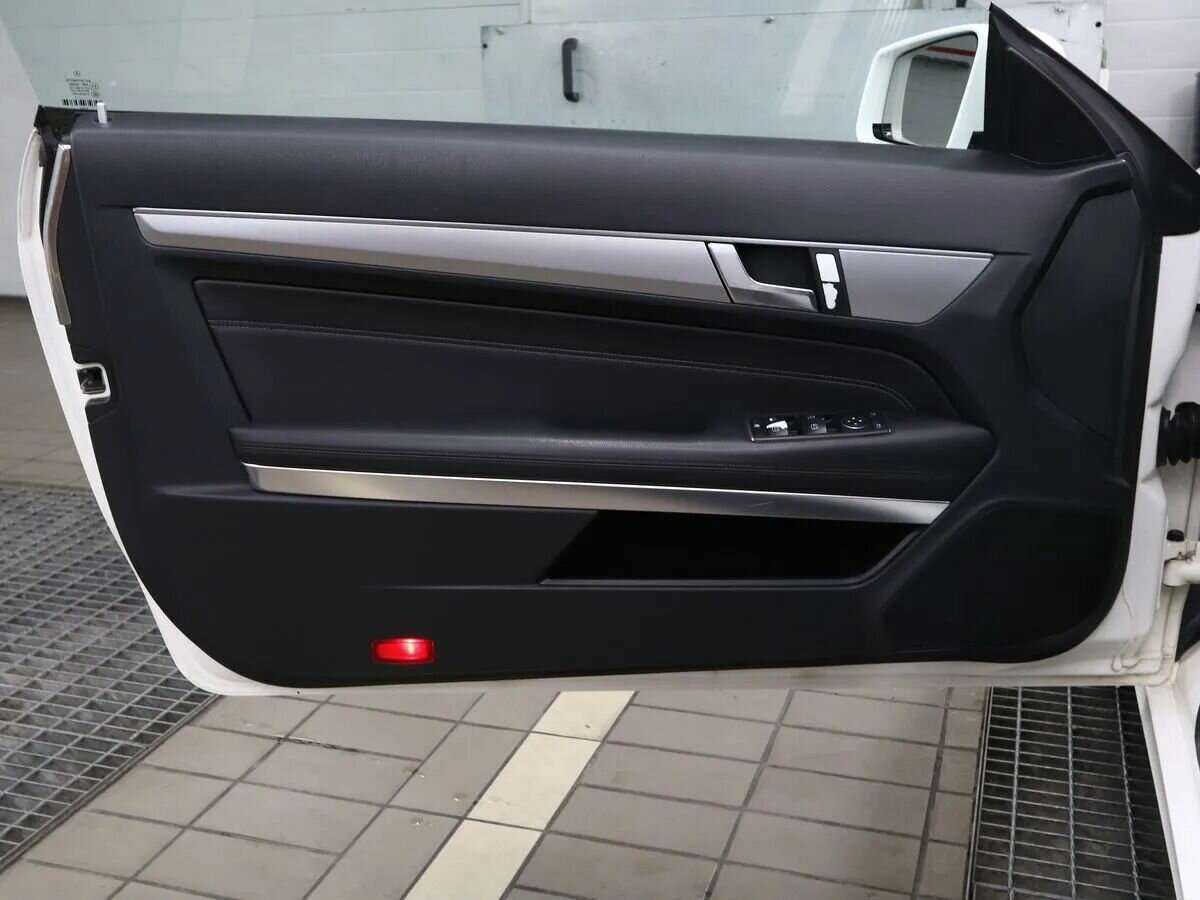 Купить Mercedes-Benz E-Класс 200, 2013, 266 000 км, фото №15
