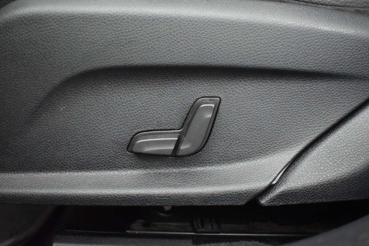 Купить Mercedes-Benz E-Класс 200 d, 2018, 97 000 км, фото №11