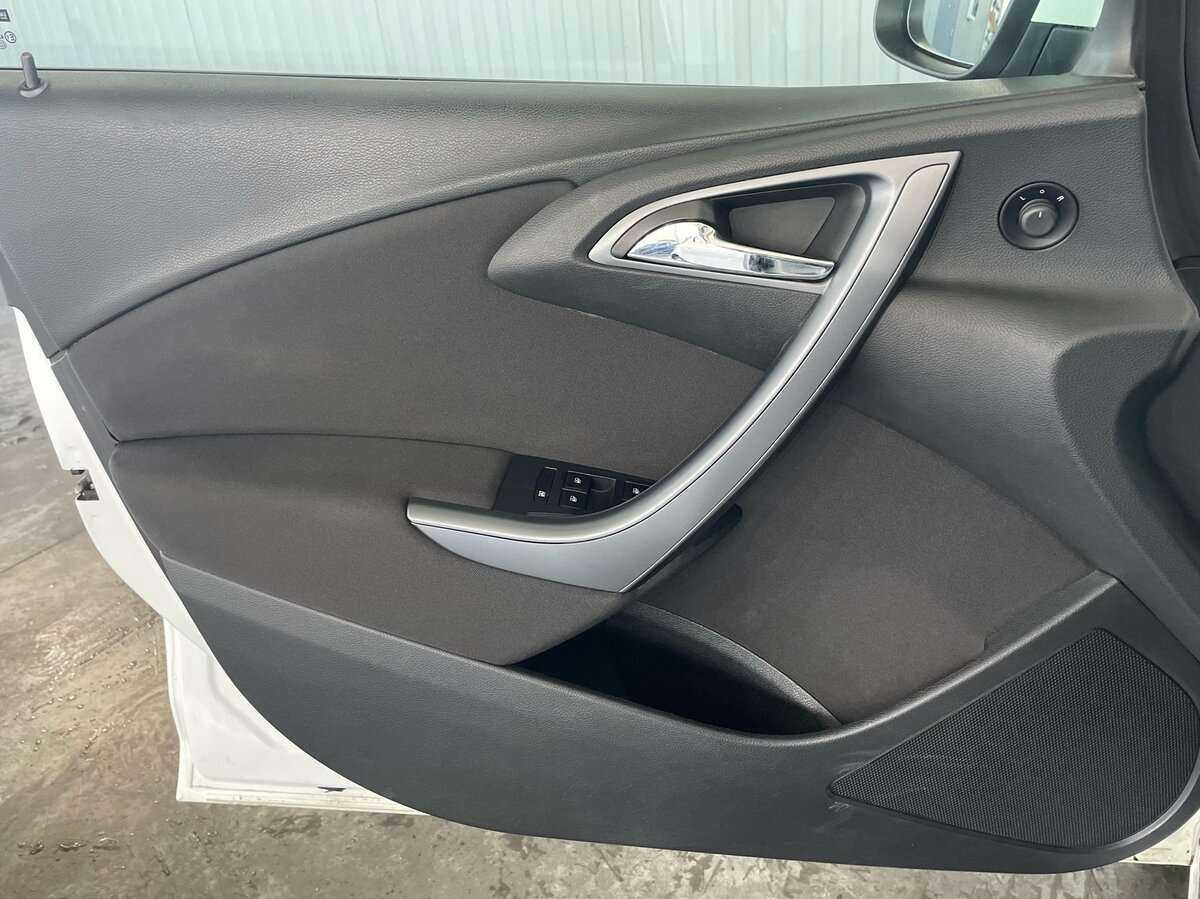 Купить Opel Astra, 2012, 98 086 км, фото №20