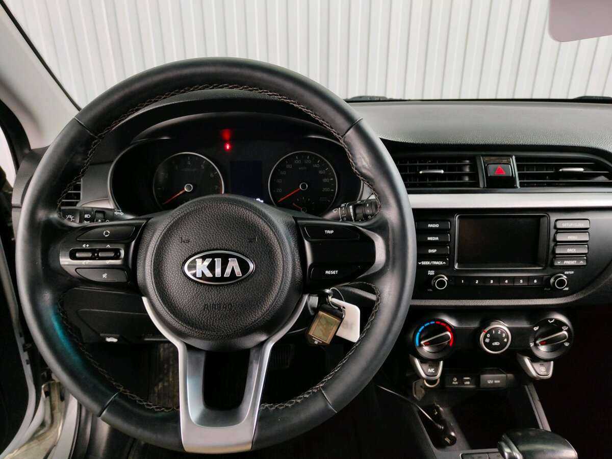 Купить Kia Rio X-Line, 2019, 120 208 км, фото №10