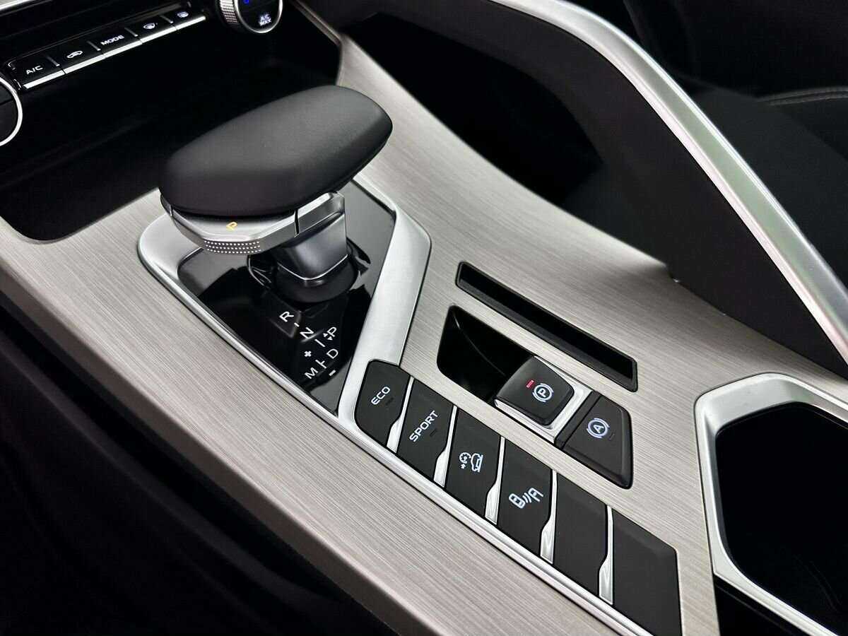 Купить Geely Coolray, 2023, 12 303 км, фото №14