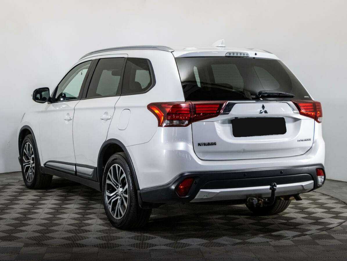 Купить Mitsubishi Outlander, 2018, 59 437 км, фото №7