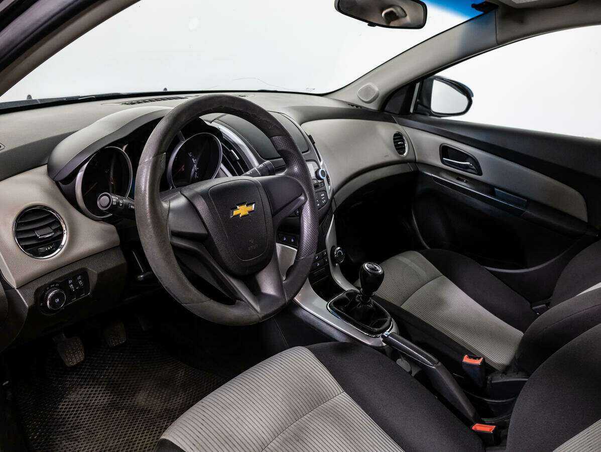 Купить Chevrolet Cruze, 2013, 213 879 км, фото №11