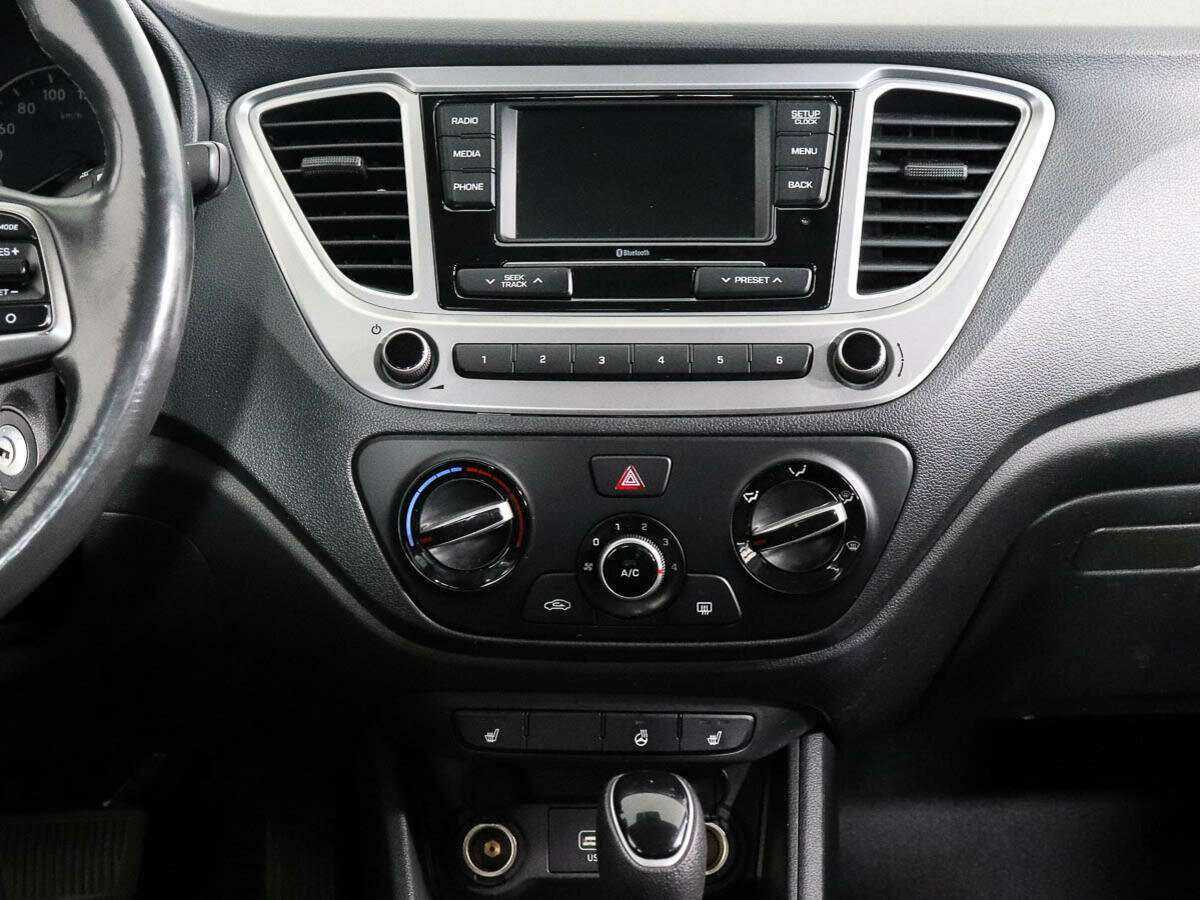 Купить Hyundai Solaris, 2019, 39 440 км, фото №11