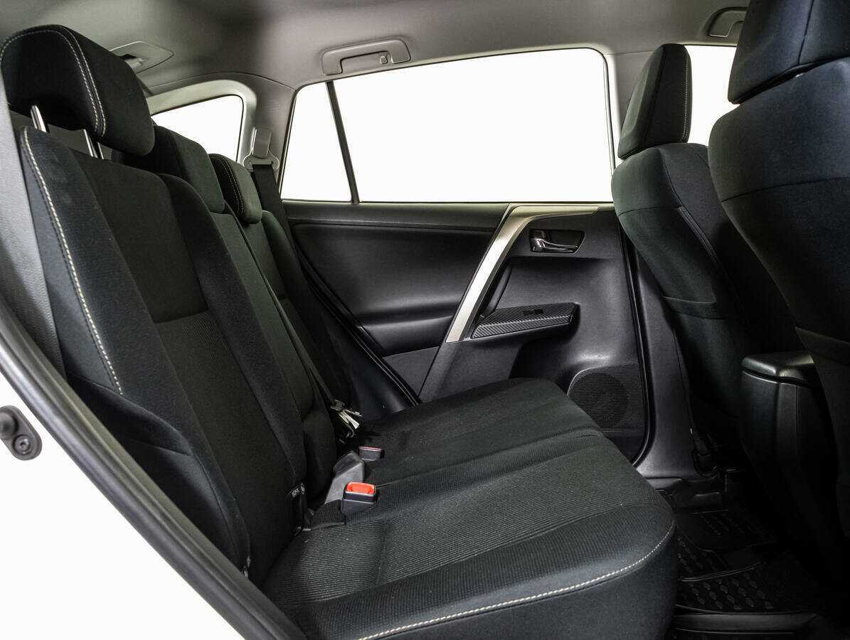 Купить Toyota RAV4, 2013, 111 771 км, фото №8