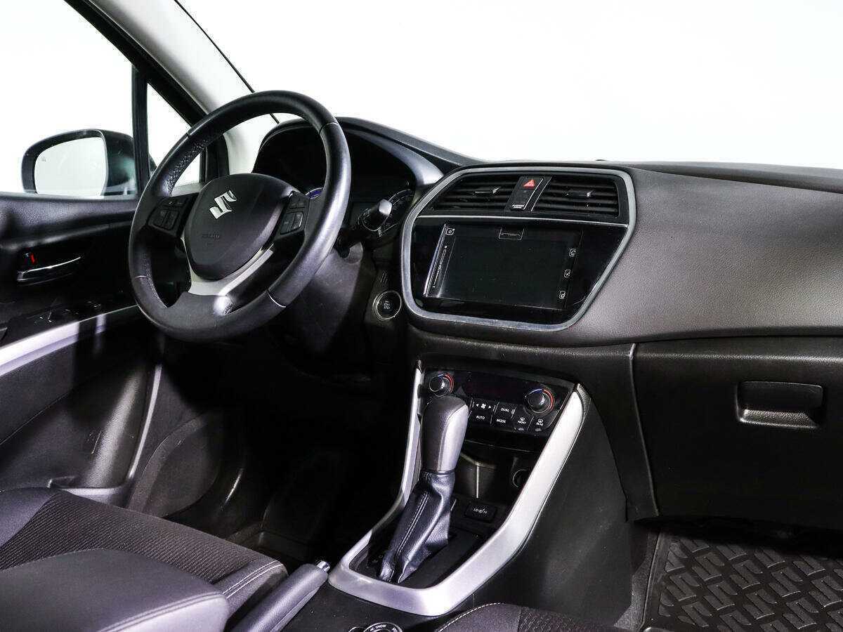 Купить Suzuki SX4, 2017, 67 557 км, фото №7
