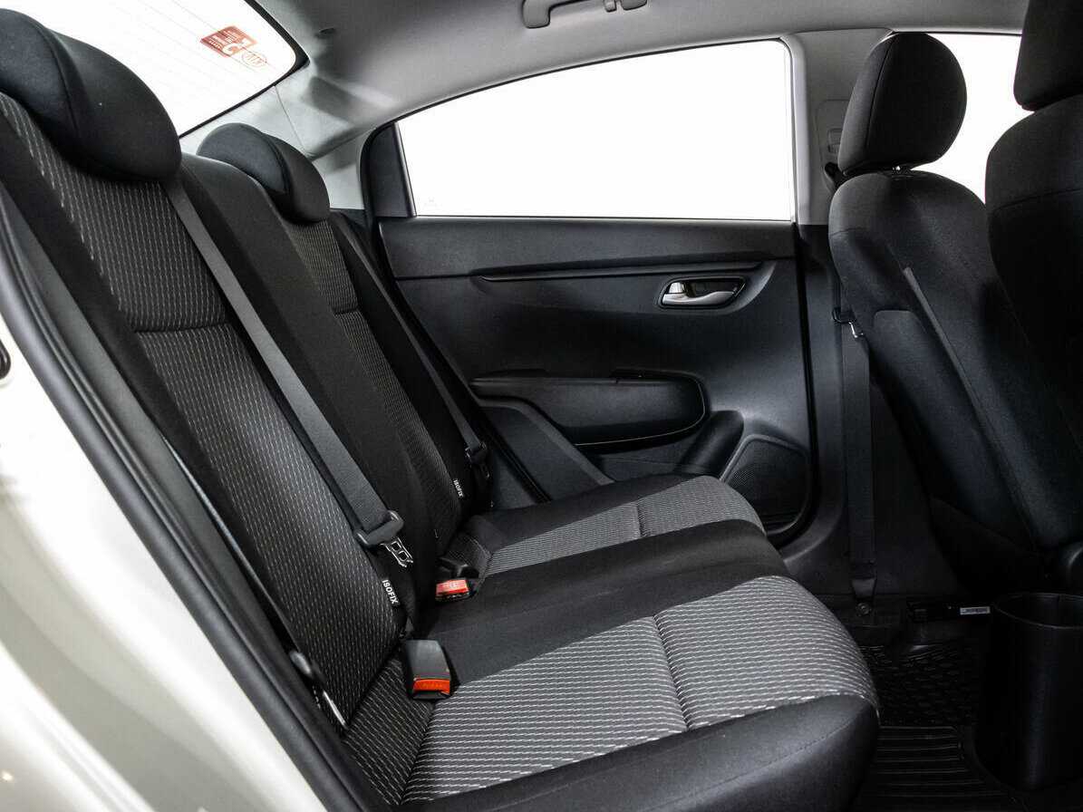 Купить Kia Rio, 2018, 33 888 км, фото №10