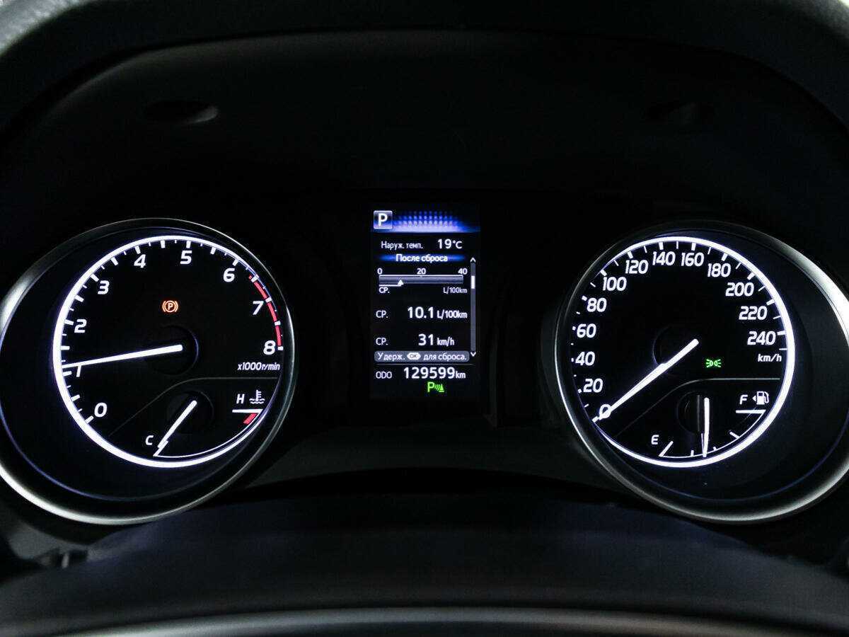 Купить Toyota Camry, 2018, 129 599 км, фото №12