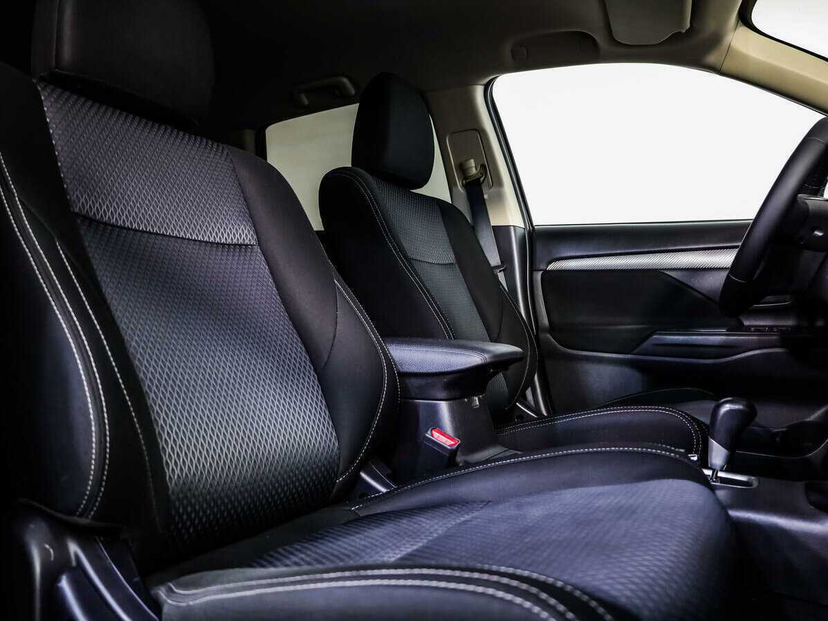 Купить Mitsubishi Outlander, 2015, 153 902 км, фото №10