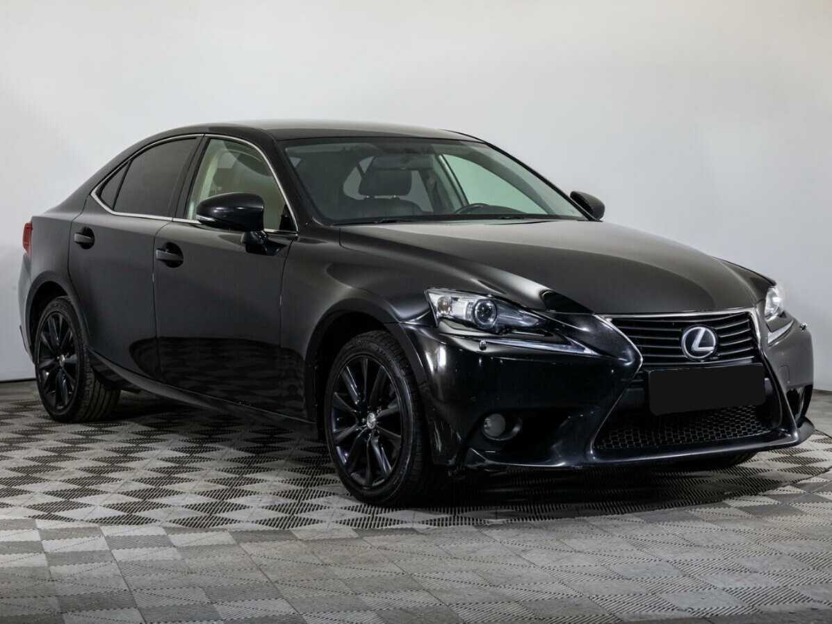 Lexus IS