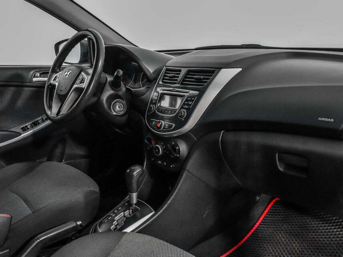 Купить Hyundai Solaris, 2013, 287 274 км, фото №11