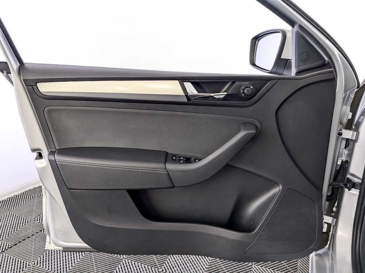 Купить Skoda Rapid, 2018, 111 290 км, фото №15