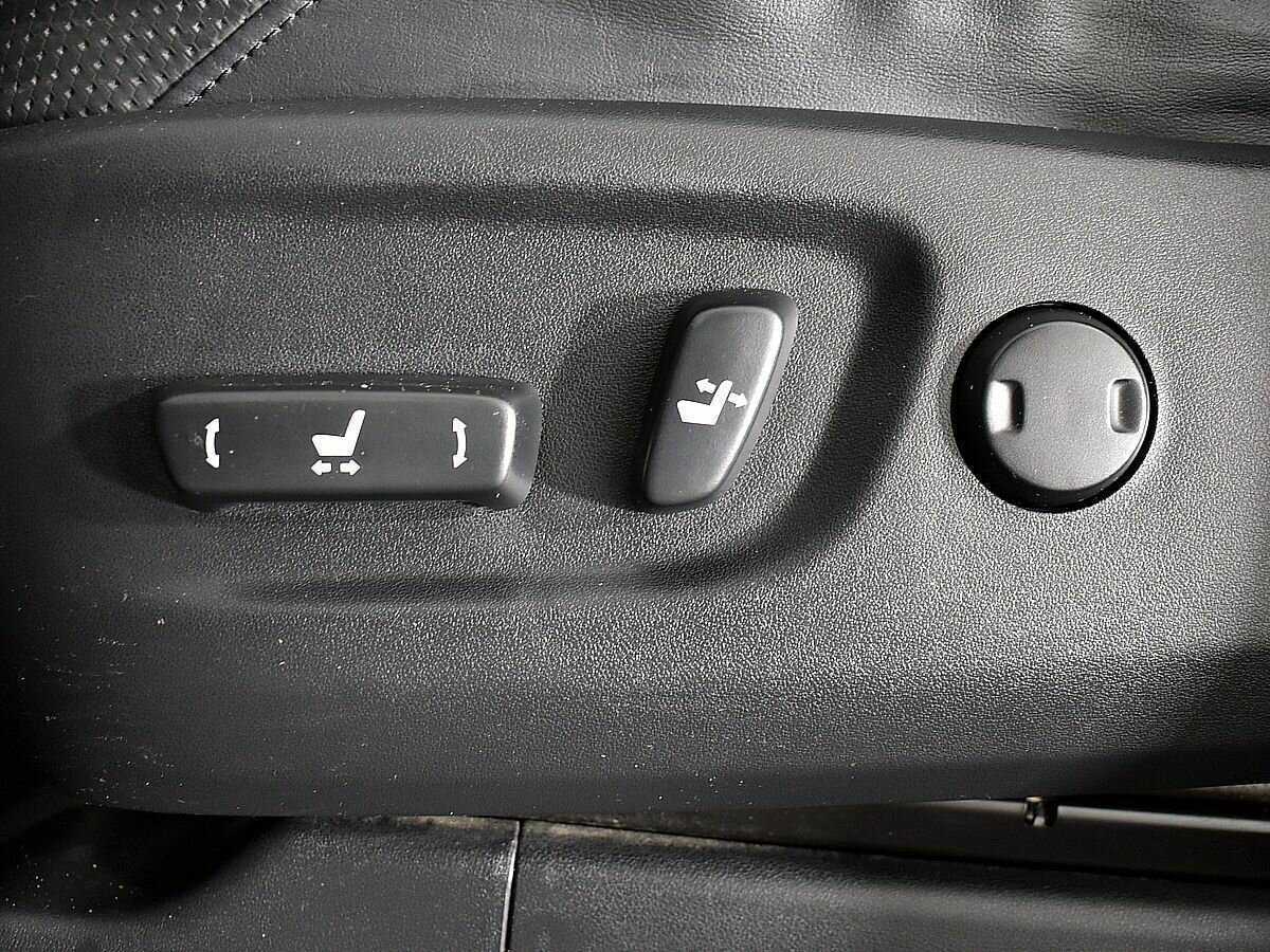 Купить Toyota Land Cruiser Prado, 2013, 204 580 км, фото №19