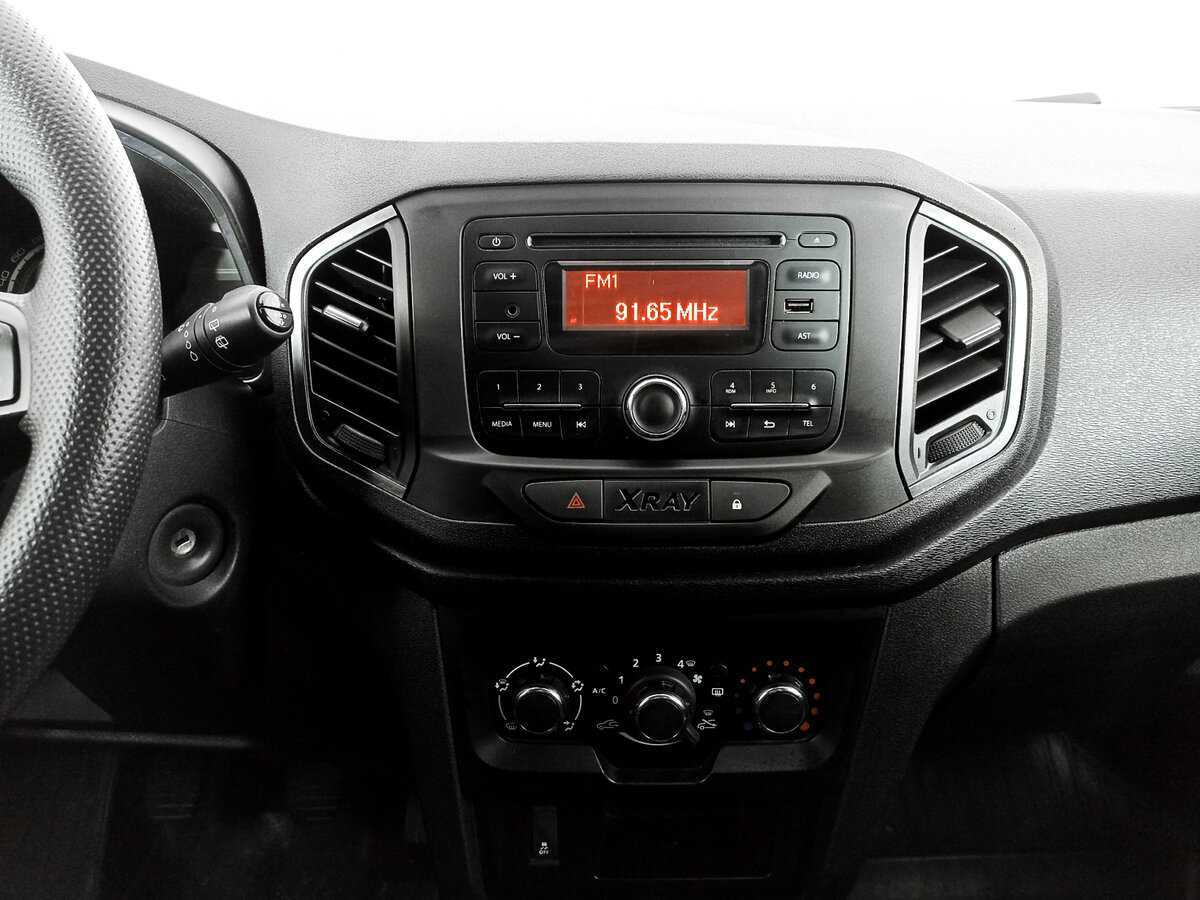 Купить Lada (ВАЗ) XRAY, 2017, 100 702 км, фото №15