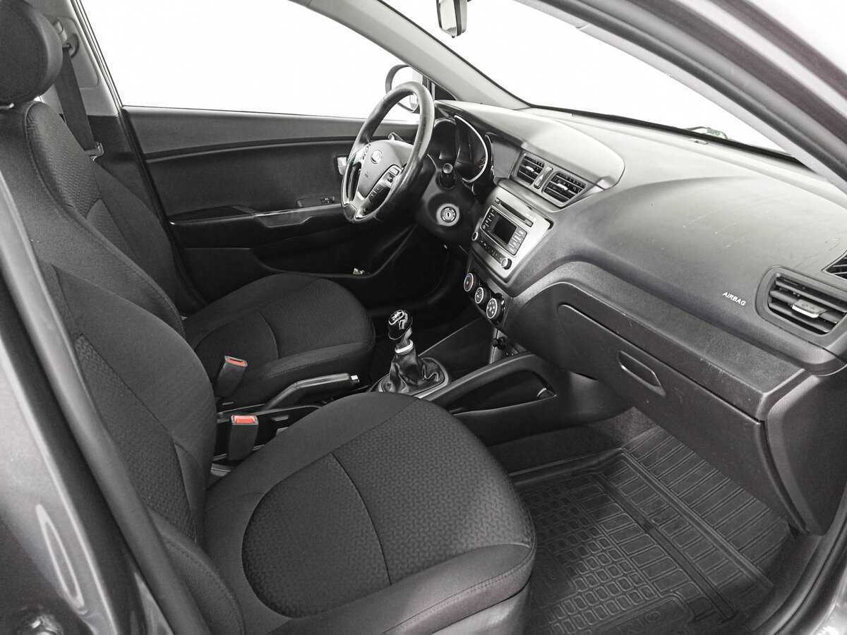Купить Kia Rio, 2015, 196 215 км, фото №9