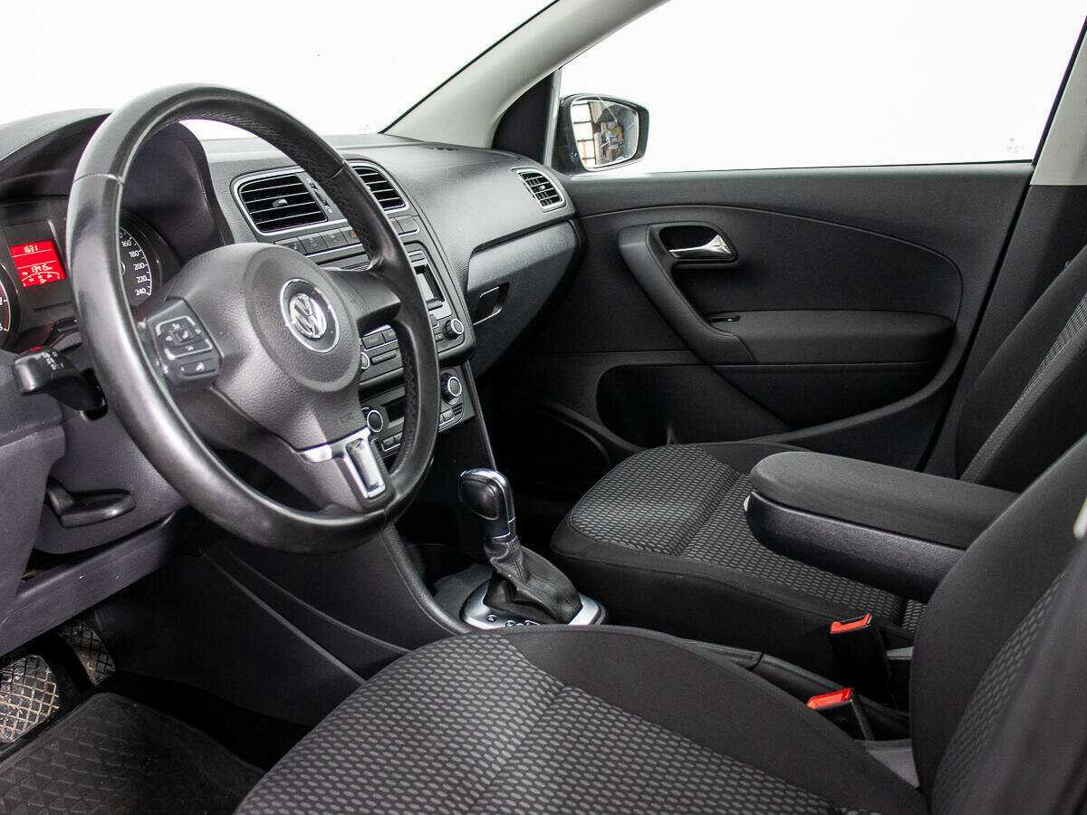 Купить Volkswagen Polo, 2012, 148 222 км, фото №10