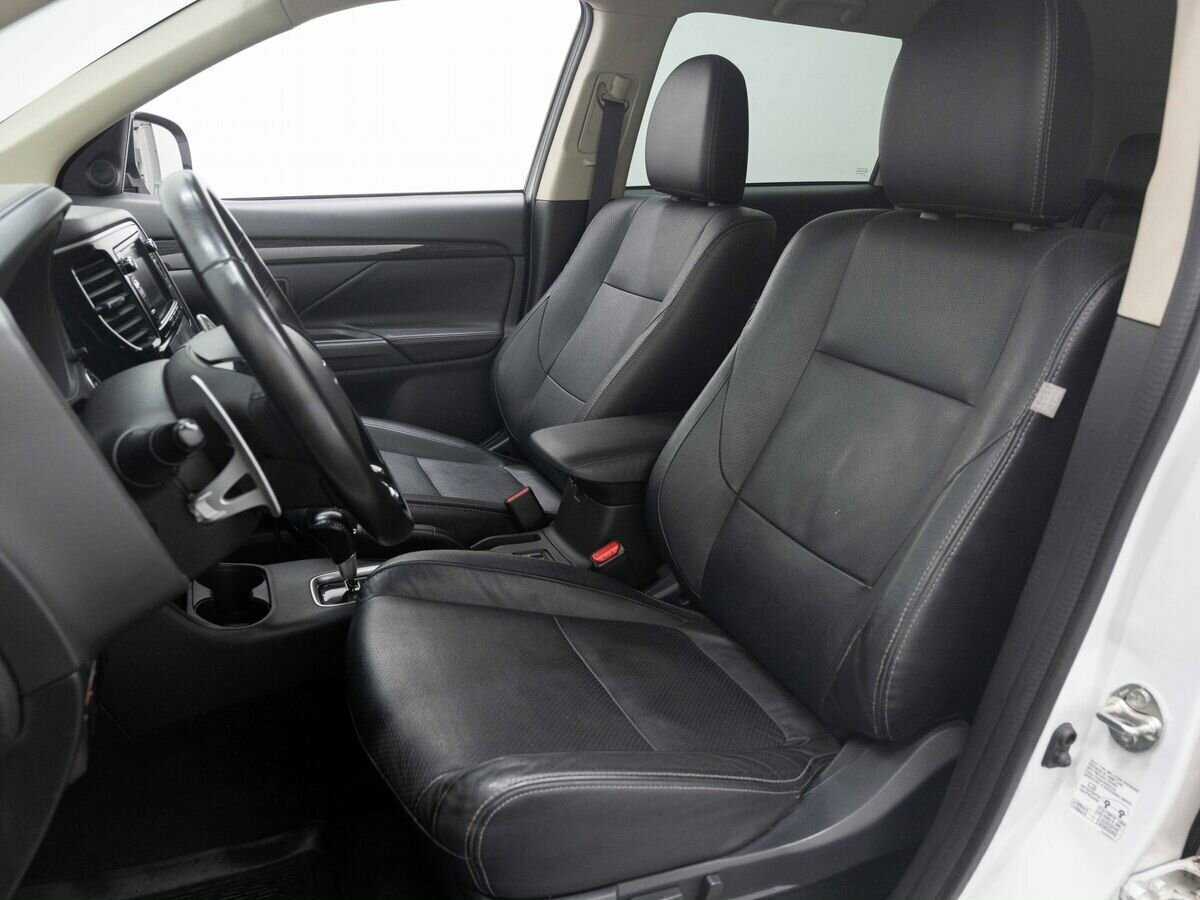 Купить Mitsubishi Outlander, 2016, 176 533 км, фото №10