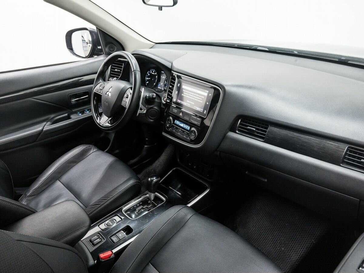Купить Mitsubishi Outlander, 2017, 285 598 км, фото №8