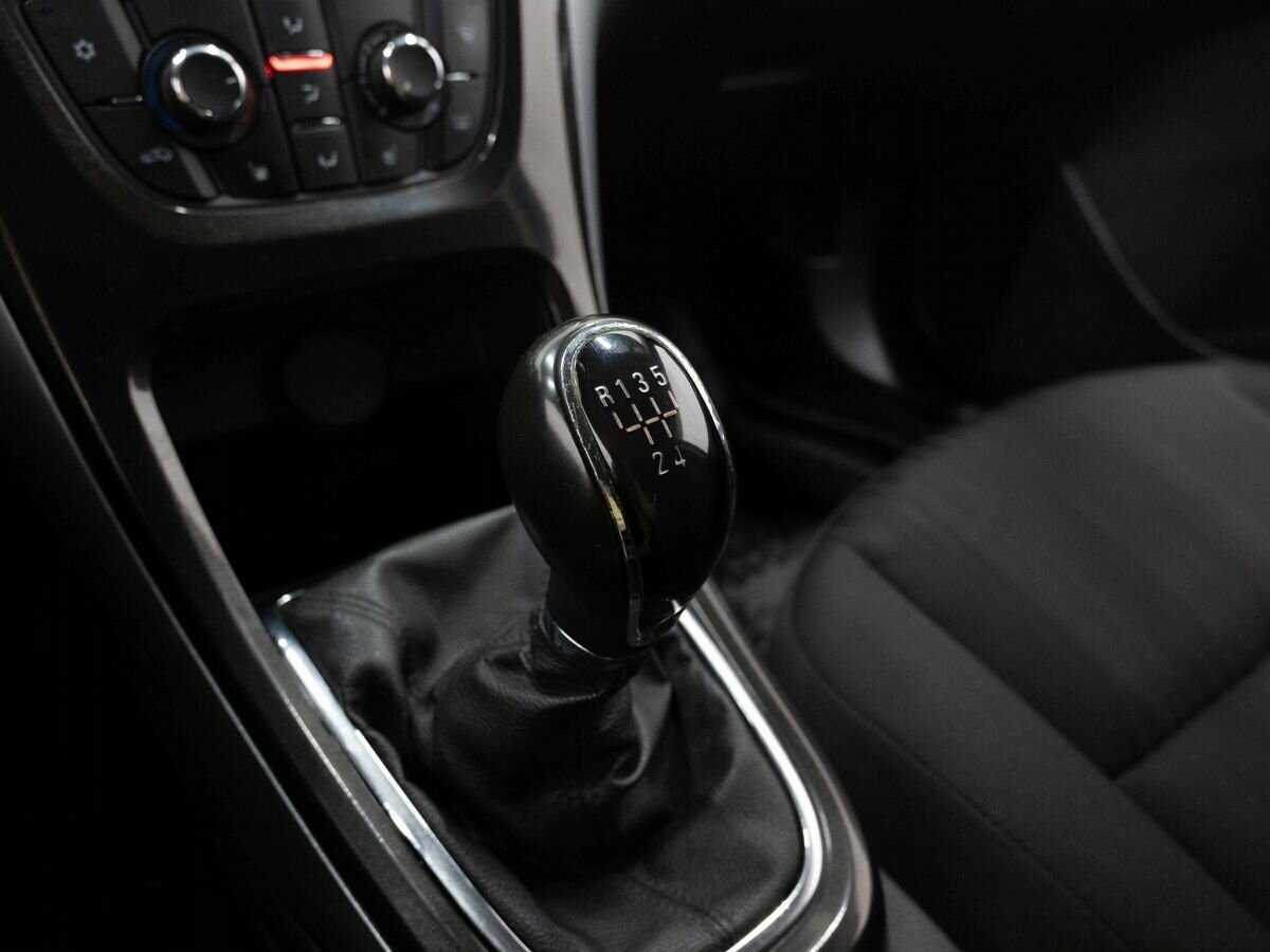 Купить Opel Astra, 2013, 236 636 км, фото №20