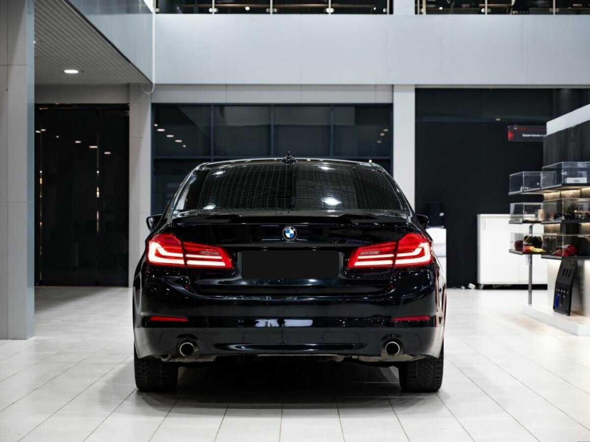 Купить BMW 5 серии 520d, 2017, 160 000 км, фото №4