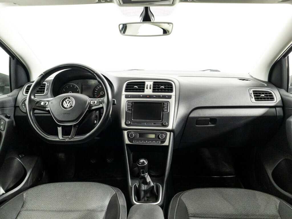 Купить Volkswagen Polo, 2018, 121 960 км, фото №13