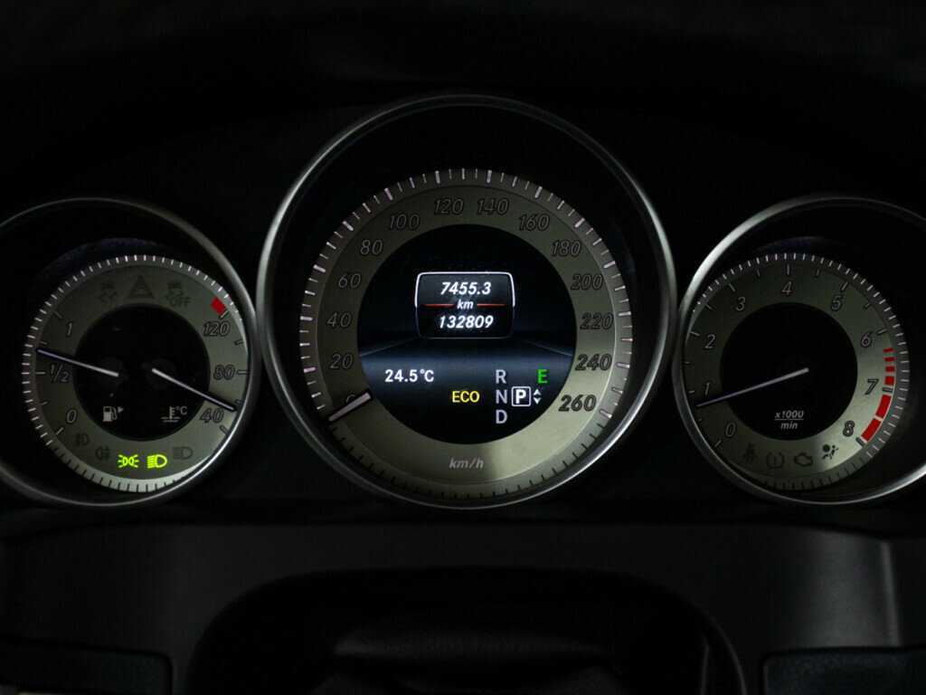 Купить Mercedes-Benz E-Класс 200, 2015, 132 801 км, фото №12