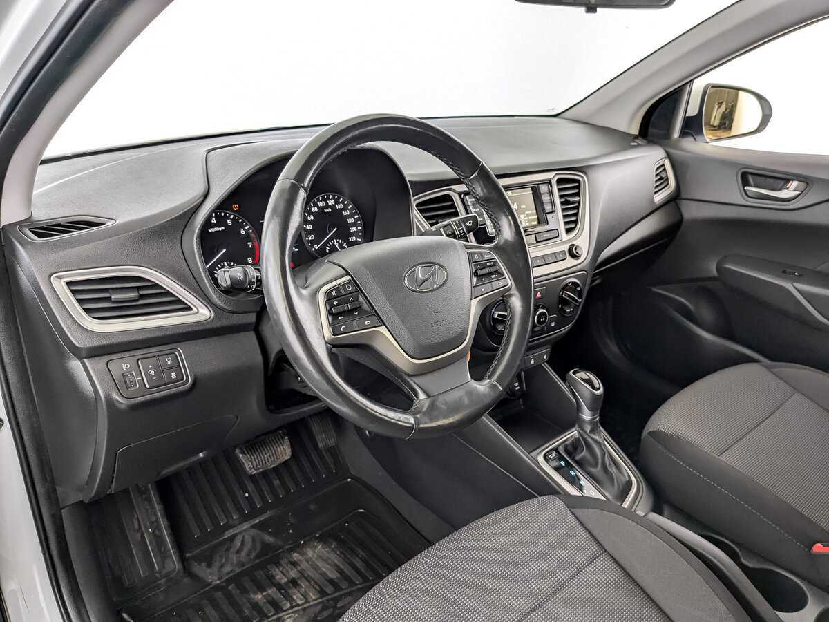 Купить Hyundai Solaris, 2019, 130 000 км, фото №16
